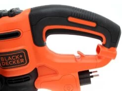 Taille-haie électrique Black & Decker BEHTS401C10-QS - 500W - Longueur Lame 55cm 39 Taille-haie électrique Black & Decker BEHTS401C10-QS - 500W - Longueur Lame 55cm -Motofaucheuse Soldes taille haie lectrique black decker behts401c10 qs 500w longueur lame 55cm moteur lectrique 24677 7 1596189508 IMG 5f23eb44575b6