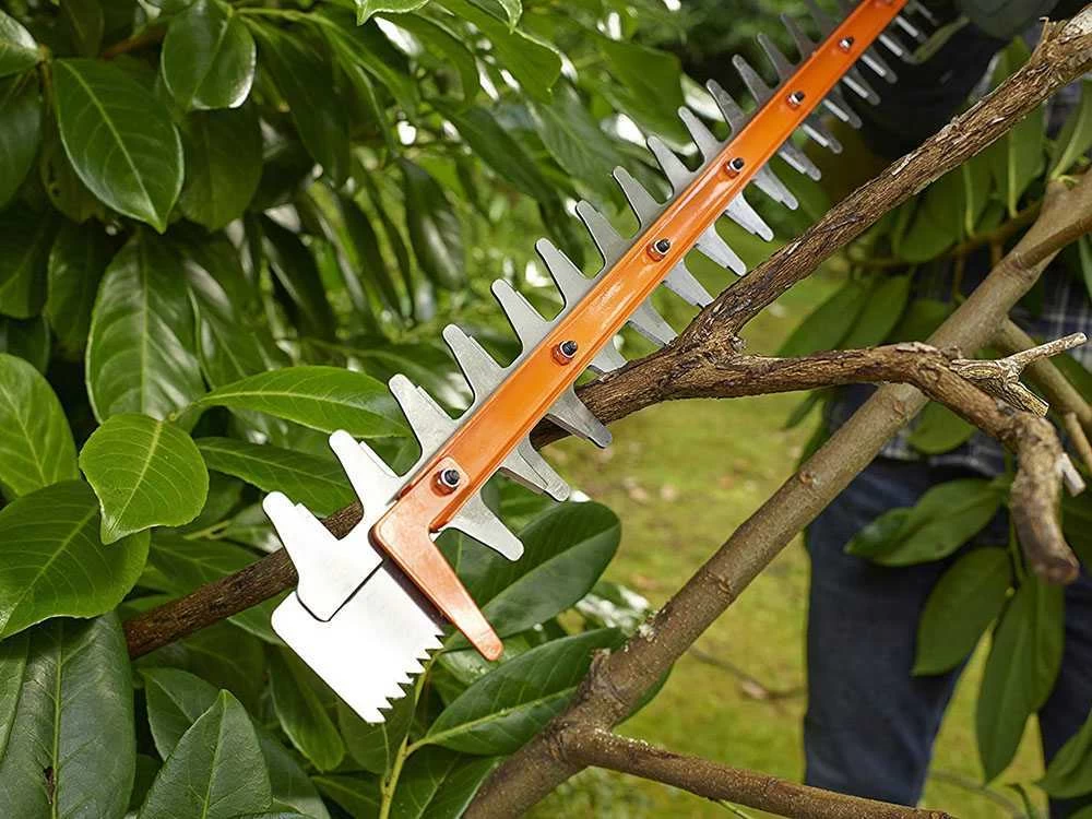 Taille-haie électrique Black & Decker BETHS301-QS De 500W Avec Lamier De 55 Cm 4 Taille-haie électrique Black & Decker BETHS301-QS De 500W Avec Lamier De 55 Cm – Image 2