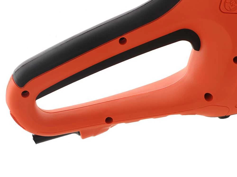 Taille-haie électrique Black & Decker GT7030-QS - 700W Avec Lamier De 70 Cm 16 Taille-haie électrique Black & Decker GT7030-QS - 700W Avec Lamier De 70 Cm – Image 14