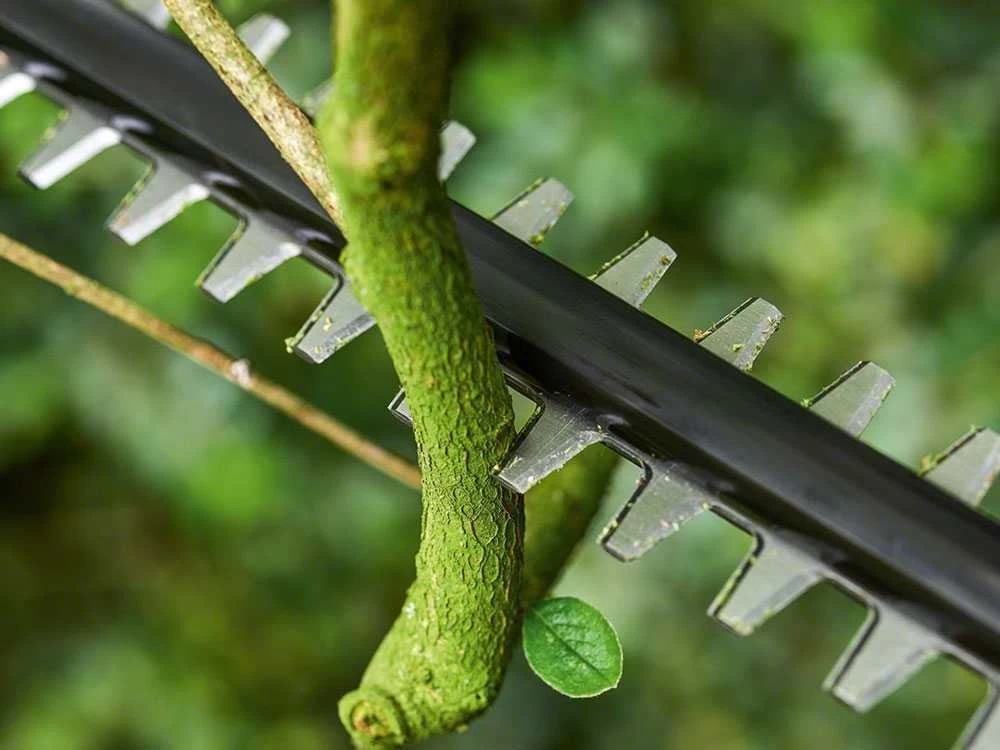 Taille-haie électrique Bosch UniversalHedgePole 18 Sur Perche Télescopique - 2,5 Ah 13 Taille-haie électrique Bosch UniversalHedgePole 18 Sur Perche Télescopique - 2,5 Ah – Image 11