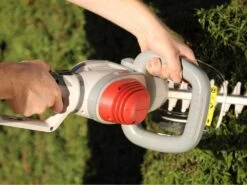 Taille-haie électrique IKRA IHS 600 - Puissance 50V - 600 W Avec Lamier De 55 Cm 25 Taille-haie électrique IKRA IHS 600 - Puissance 50V - 600 W Avec Lamier De 55 Cm -Motofaucheuse Soldes taille haie lectrique ikra ihs 600 puissance 50v 600 w avec lamier de 55 cm taille haie lectrique ikra ihs 600 18113 0 1568906280 61DIbIbxv3L. AC SL1000