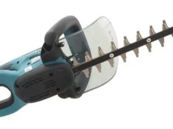 Taille-haie électrique Makita UH5570 De 550 W Avec Lamier De 55 Cm 37 Taille-haie électrique Makita UH5570 De 550 W Avec Lamier De 55 Cm -Motofaucheuse Soldes taille haie lectrique makita uh5570 de 550 w avec lamier de 55 cm moteur lectrique 17309 1 1561973728 IMG 9806