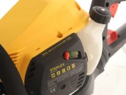 Taille-haie Stanley SHT 26-55 Avec Moteur De 26 Cm3 - Lamier De 55 Cm 38 Taille-haie Stanley SHT 26-55 Avec Moteur De 26 Cm3 - Lamier De 55 Cm -Motofaucheuse Soldes taille haie stanley sht 26 55 avec moteur de 26 cm3 lamier de 55 cm le moteur 17113 15 1560927315 IMG 8298