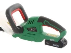 Taille-haies électrique à Batterie RIBIMEX PRBAT20-THSB - 20V 2Ah - SANS BATTERIE NI CHARGEUR 36 Taille-haies électrique à Batterie RIBIMEX PRBAT20-THSB - 20V 2Ah - SANS BATTERIE NI CHARGEUR -Motofaucheuse Soldes taille haies lectrique batterie ribimex prbat20 thsb 20v 2ah sans batterie ni chargeur moteur lectrique et batterie 36245 6 1660819388 IMG 62fe17bcae3e9