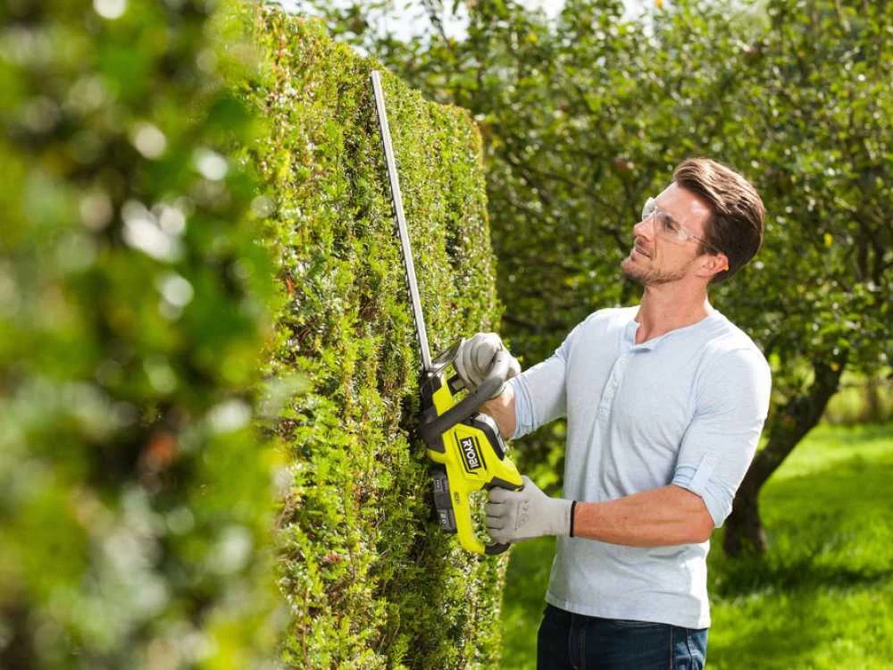 Taille-haies électrique à Batterie RYOBI - 18V - 2Ah - Lame De 45cm 3 Taille-haies électrique à Batterie RYOBI - 18V - 2Ah - Lame De 45cm