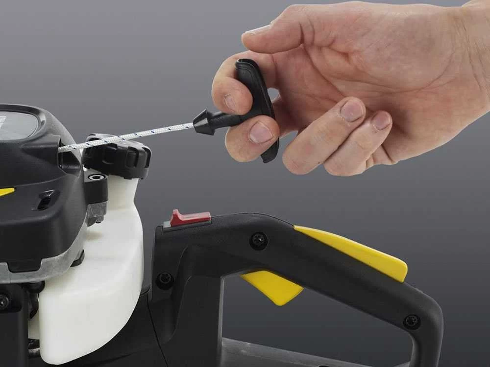 Taille-haies Thermique McCulloch Ergolite 6028 - Longueur De La Lame 59 Cm 11 Taille-haies Thermique McCulloch Ergolite 6028 - Longueur De La Lame 59 Cm – Image 9