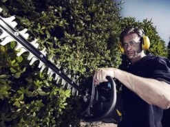 Taille-haies Thermique McCulloch Superlite 4528 - Lame De 45 Cm De Longueur 25 Taille-haies Thermique McCulloch Superlite 4528 - Lame De 45 Cm De Longueur -Motofaucheuse Soldes taille haies thermique mcculloch superlite 4528 lame de 45 cm de longueur taille haies thermique mcculloch superlite 4528 3485 5 1663230441 IMG 6322e1e93f9f7