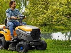 Tondeuse Autoportée à Batterie Stiga E-Ride S300 - Moteur électrique à Batterie 48V/30Ah 37 Tondeuse Autoportée à Batterie Stiga E-Ride S300 - Moteur électrique à Batterie 48V/30Ah -Motofaucheuse Soldes tondeuse autoporte batterie stiga e ride s300 moteur lectrique batterie 48v 30ah les 2 systmes de coupe 40494 4 1678444201 IMG 640b06a900a71