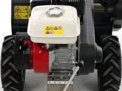 Tondeuse Débroussailleuse à Fléaux Autotractée Benassi T 603 - Moteur Honda GX200 -Motofaucheuse Soldes tondeuse dbroussailleuse flaux autotracte benassi t 603 moteur honda gx200 moteur honda gx 200 33431 7 1646909298 IMG 6229d7724c0fc