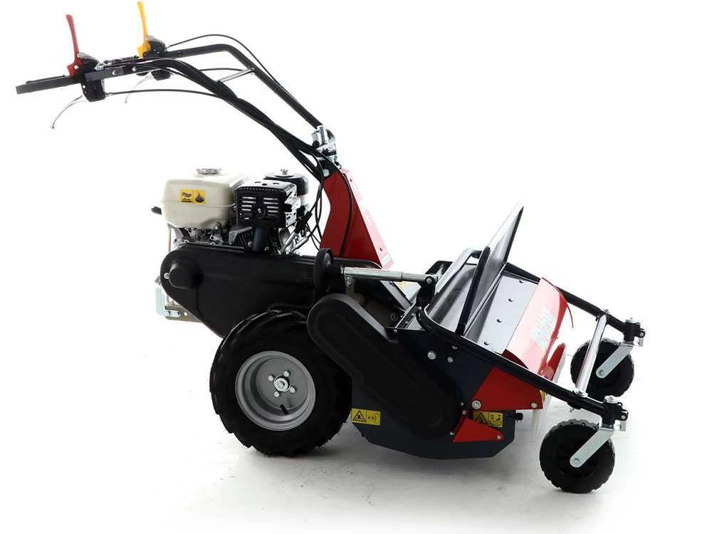 Tondeuse Débroussailleuse à Fléaux Autotractée Benassi T750S - Avec Moteur Honda GX270 11 Tondeuse Débroussailleuse à Fléaux Autotractée Benassi T750S - Avec Moteur Honda GX270 – Image 9