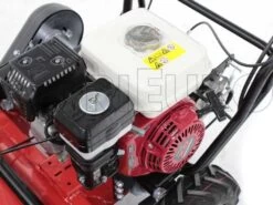 Tondeuse Débroussailleuse à Fléaux Autotractée GINKO-MGM TT 680 Avec Moteur Honda GX200 -Motofaucheuse Soldes tondeuse dbroussailleuse flaux autotracte ginko mgm tt 680 avec moteur honda gx200 moteur honda gx 200 10099 7 1487585107 101038 trinciatutto TT680 00046