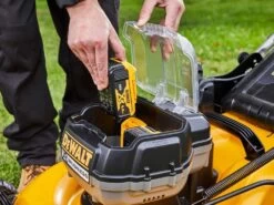 Tondeuse à Gazon Sur Batterie DeWalt DCMW564P2-QW -2 Batteries 18V/5Ah - Largeur De Coupe 48 Cm -Motofaucheuse Soldes tondeuse gazon sur batterie dewalt dcmw564p2 qw 2 batteries 18v 5ah largeur de coupe 48 cm tondeuse lectrique dewalt dcmw564p2 qw 29018 14 1620816946 IMG 609bb432a2b93