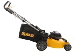 Tondeuse à Gazon Sur Batterie DeWalt DCMW564P2-QW -2 Batteries 18V/5Ah - Largeur De Coupe 48 Cm -Motofaucheuse Soldes tondeuse gazon sur batterie dewalt dcmw564p2 qw 2 batteries 18v 5ah largeur de coupe 48 cm tondeuse lectrique dewalt dcmw564p2 qw 29018 14 1620816946 IMG 609bb432c2e35