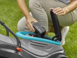 Tondeuse à Gazon Sur Batterie Gardena PowerMax 32/18V P4A - 4ah - 32 Cm 39 Tondeuse à Gazon Sur Batterie Gardena PowerMax 32/18V P4A - 4ah - 32 Cm -Motofaucheuse Soldes tondeuse gazon sur batterie gardena powermax 32 18v p4a 4ah 32 cm deux systmes de coupe 41639 2 1683014490 IMG 6450c35aaab51