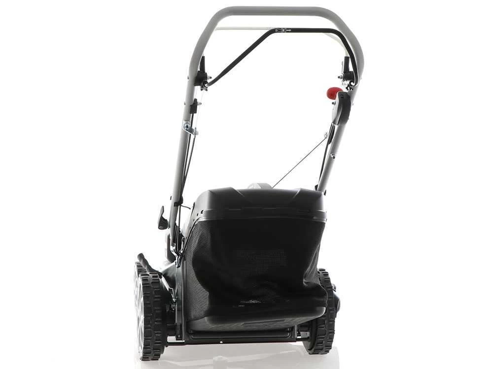 Tondeuse à Gazon Tractée Marina Systems HR 57 SH 3V - 4EN1 - 3 Vitesses - Moteur Honda GCVx 200 14 Tondeuse à Gazon Tractée Marina Systems HR 57 SH 3V - 4EN1 - 3 Vitesses - Moteur Honda GCVx 200 – Image 12