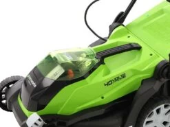 Tondeuse électrique à Batterie Greenworks G40LM35 40V - 35 Cm Tondeuse - Batterie 4A 38 Tondeuse électrique à Batterie Greenworks G40LM35 40V - 35 Cm Tondeuse - Batterie 4A -Motofaucheuse Soldes tondeuse lectrique batterie greenworks g40lm35 40v 35 cm tondeuse batterie 4a lame en acier 16149 8 1554706981 IMG 0362