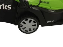 Tondeuse électrique à Batterie Greenworks G40LM35 40V - 35 Cm Tondeuse - Batterie 4A 39 Tondeuse électrique à Batterie Greenworks G40LM35 40V - 35 Cm Tondeuse - Batterie 4A -Motofaucheuse Soldes tondeuse lectrique batterie greenworks g40lm35 40v 35 cm tondeuse batterie 4a lame en acier 16149 8 1554706981 IMG 0365