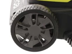 Tondeuse électrique à Batterie RYOBI RY18LM37A-140 - 18V - 4Ah - Bac De 45 L - Coupe De 37 Cm 37 Tondeuse électrique à Batterie RYOBI RY18LM37A-140 - 18V - 4Ah - Bac De 45 L - Coupe De 37 Cm -Motofaucheuse Soldes tondeuse lectrique batterie ryobi ry18lm37a 140 18v 4ah bac de 45 l coupe de 37 cm rglage de la hauteur de coupe centralis 29433 3 1622017176 IMG 60ae0498330fe