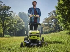 Tondeuse électrique à Batterie RYOBI RY36LMMX51A-140 Seulement Mulching - 36V - 4Ah - Coupe De 51 Cm 26 Tondeuse électrique à Batterie RYOBI RY36LMMX51A-140 Seulement Mulching - 36V - 4Ah - Coupe De 51 Cm -Motofaucheuse Soldes tondeuse lectrique batterie ryobi ry36lmmx51a 140 seulement mulching 36v 4ah coupe de 51 cm moteur lectrique batterie 29568 15 1622467368 IMG 60b4e328520e9