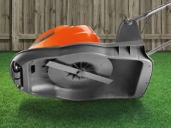 Tondeuse électrique Flymo SimpliGlide 300 - Largeur De Coupe 30 Cm 30 Tondeuse électrique Flymo SimpliGlide 300 - Largeur De Coupe 30 Cm -Motofaucheuse Soldes tondeuse lectrique flymo simpliglide 300 largeur de coupe 30 cm tondeuse lectrique flymo simpliglide 300 29238 8 1621432763 IMG 60a519bb947ed