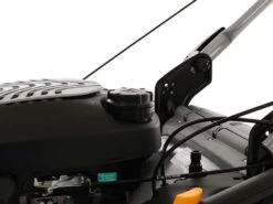 Tondeuse Thermique Autotractée CastelGarden XS 55 HV - 4 En 1 - Coupe De 53 Cm - Moteur 201cm3 38 Tondeuse Thermique Autotractée CastelGarden XS 55 HV - 4 En 1 - Coupe De 53 Cm - Moteur 201cm3 -Motofaucheuse Soldes tondeuse thermique autotracte castelgarden xs 55 hv 4 en 1 coupe de 53 cm moteur 201cm3 moteur honda gcvx 200 35747 24 1657539358 IMG 62cc0b1ea91a8