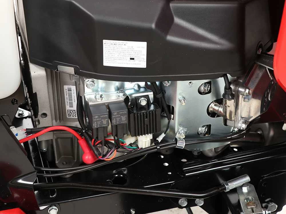 Tracteur Tondeuse MTD OPTIMA LG 200 H - Transmission Continue CVT - Éjection Latérale 8 Tracteur Tondeuse MTD OPTIMA LG 200 H - Transmission Continue CVT - Éjection Latérale – Image 6